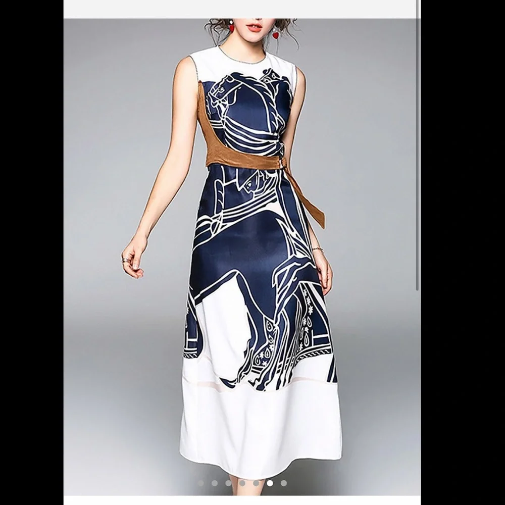 Equestrian A line belted dress - Picture 4 of 8